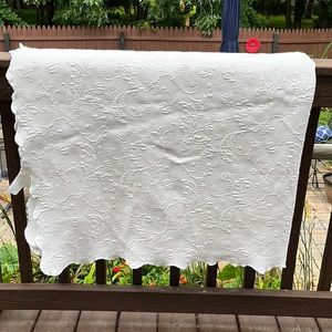 Heavy Duty Tablecloth 60" x 87"